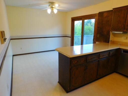 931 Dawn Avenue, Saint Paul, MN 55126
