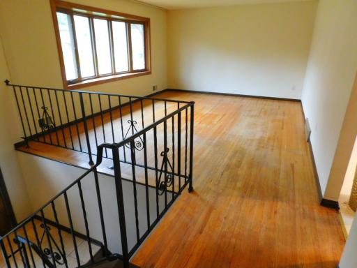 931 Dawn Avenue, Saint Paul, MN 55126