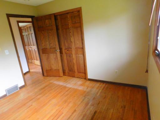931 Dawn Avenue, Saint Paul, MN 55126