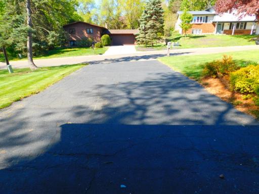 931 Dawn Avenue, Saint Paul, MN 55126