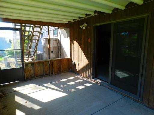 931 Dawn Avenue, Saint Paul, MN 55126