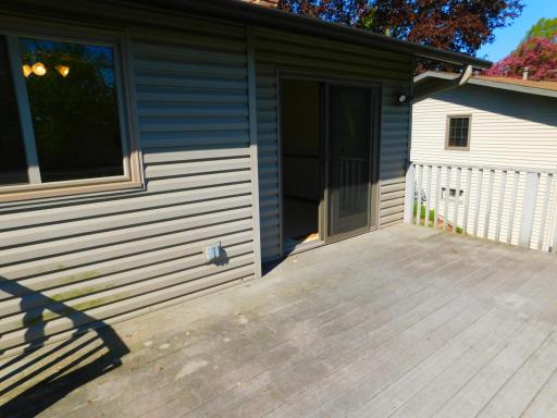931 Dawn Avenue, Saint Paul, MN 55126