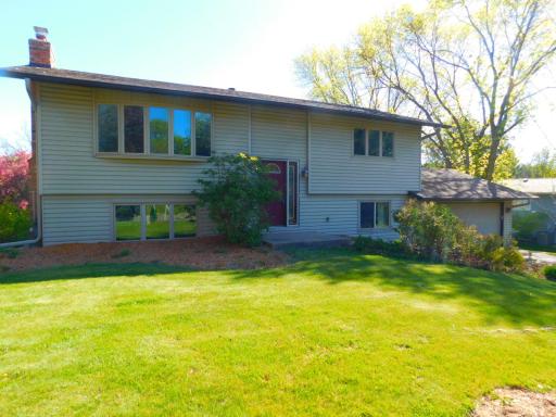 931 Dawn Avenue, Saint Paul, MN 55126