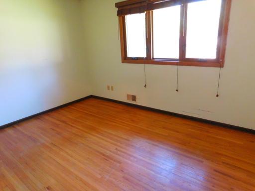 931 Dawn Avenue, Saint Paul, MN 55126