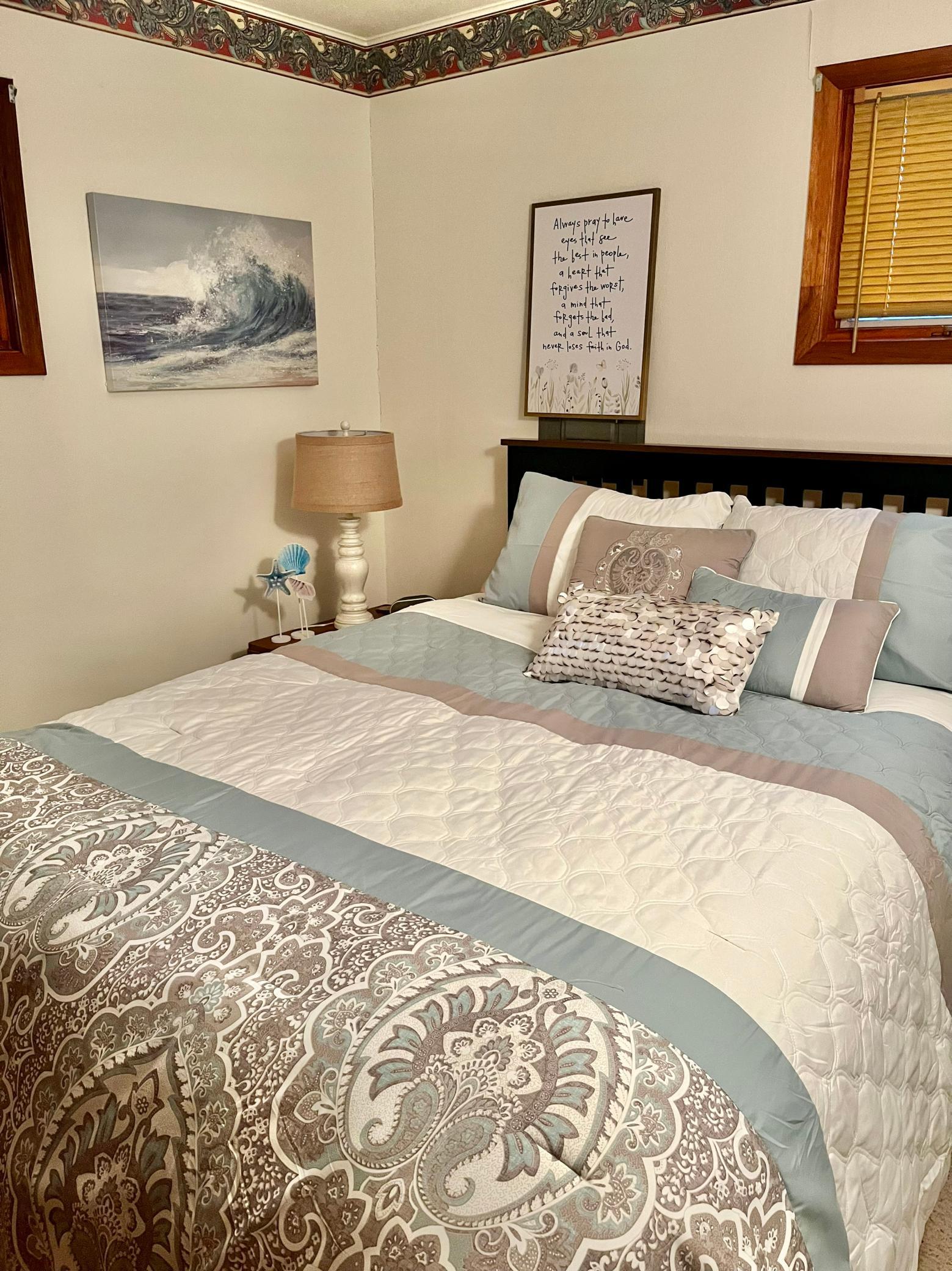 17-Bedroom 1.jpg