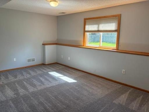 14265 Xkimo Street NW, Anoka, MN 55303