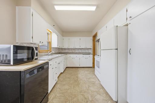 1621 8th Street S, Moorhead, MN 56560