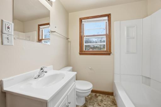 1621 8th Street S, Moorhead, MN 56560