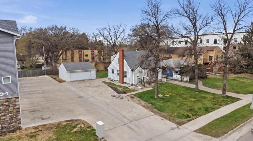 1621 8th Street S, Moorhead, MN 56560