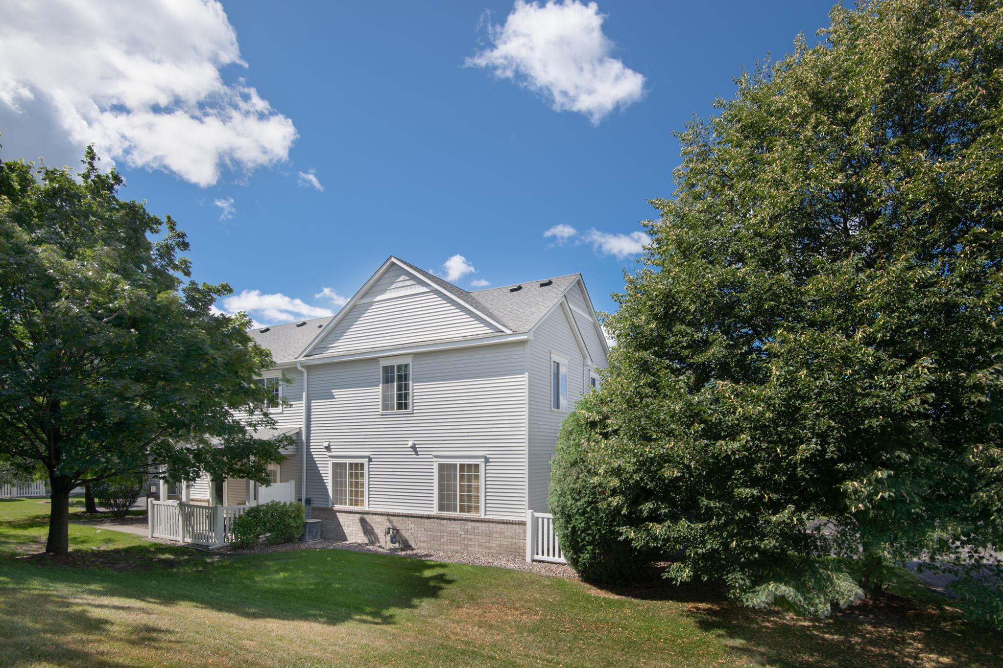 15-web-or-mls-2375 119th Cir NE15.jpg
