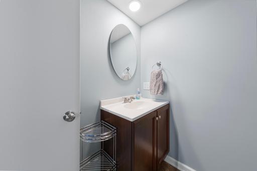 830 Mcknight Road N, Saint Paul, MN 55119