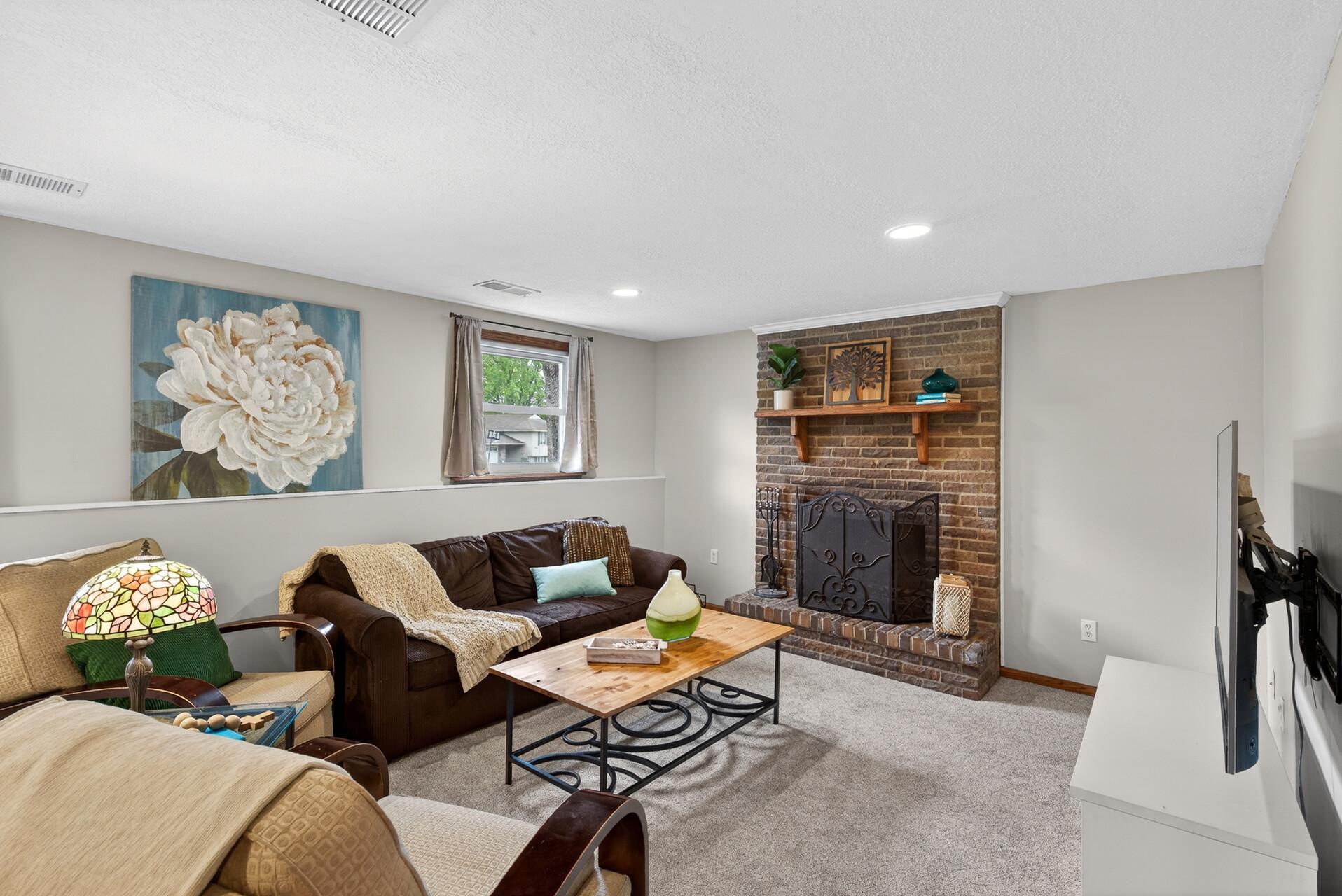 Awesome space with new carpet!
