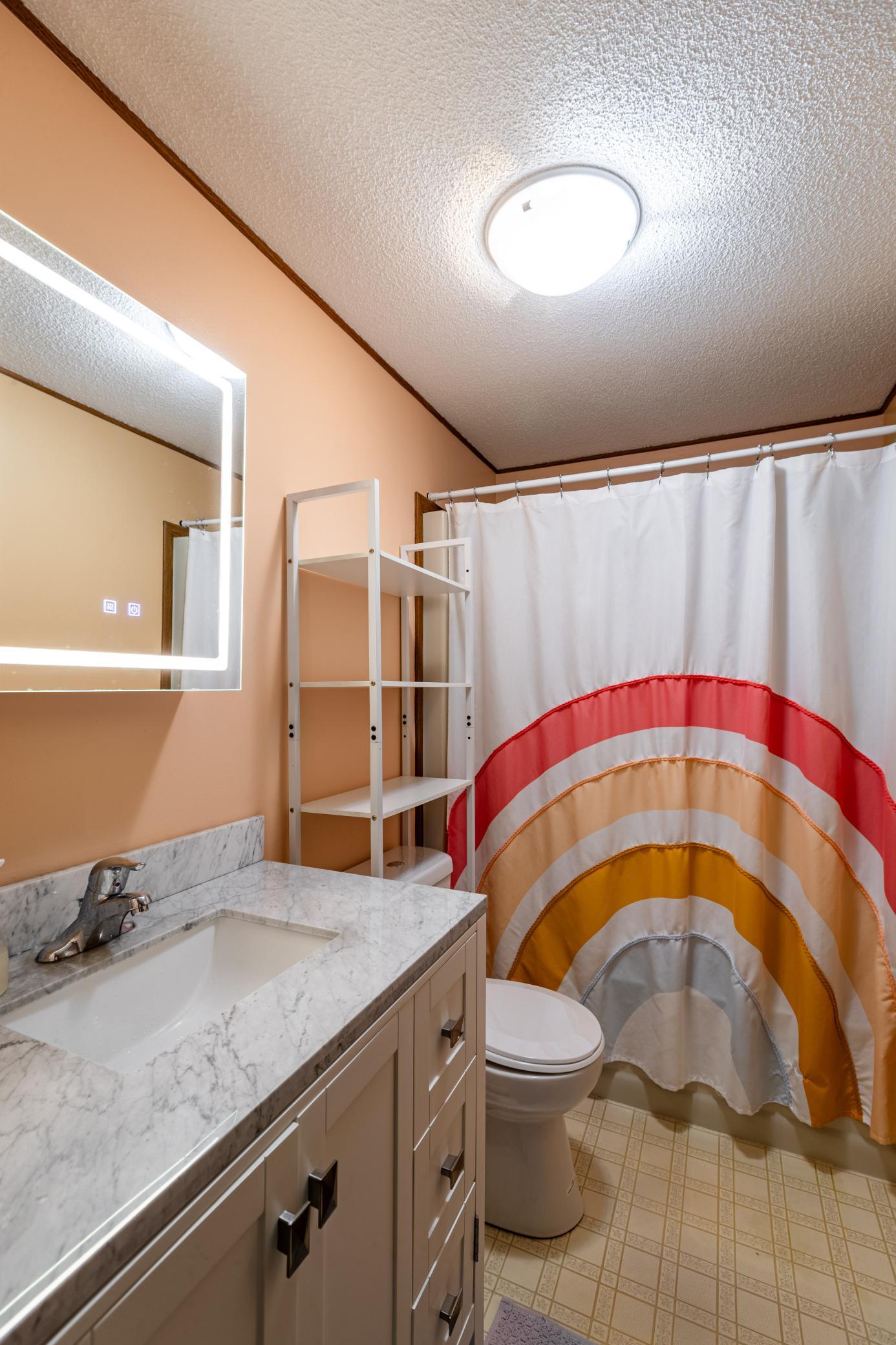Main floor full bath