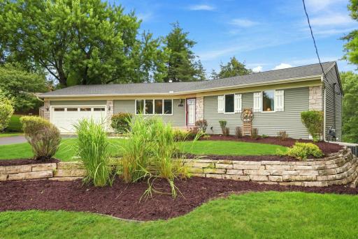 57 Quamwell Avenue S, Lakeland, MN 55043
