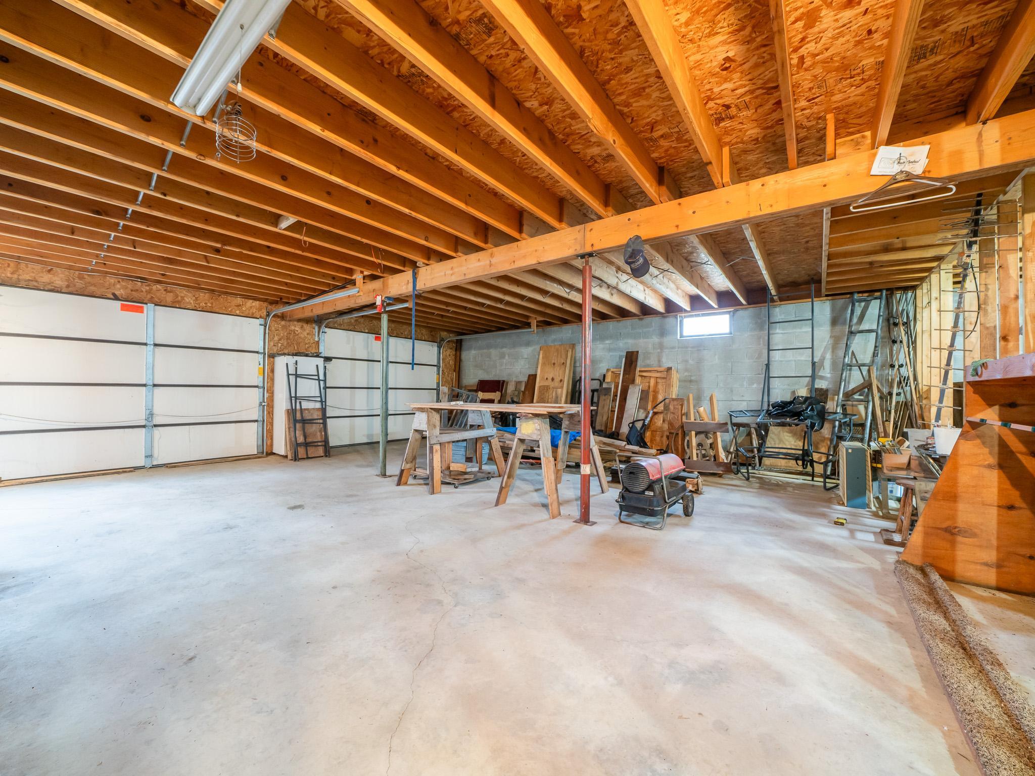 Tuck-under garage