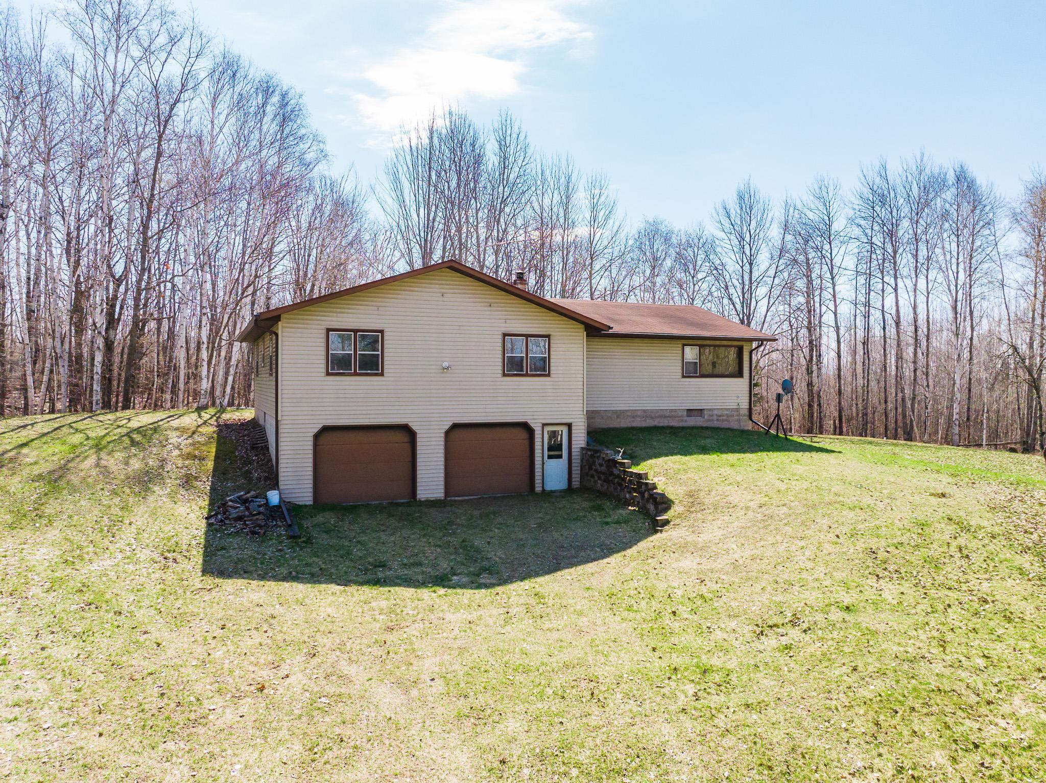 Welcome to 10901 Richmond Rd SW!