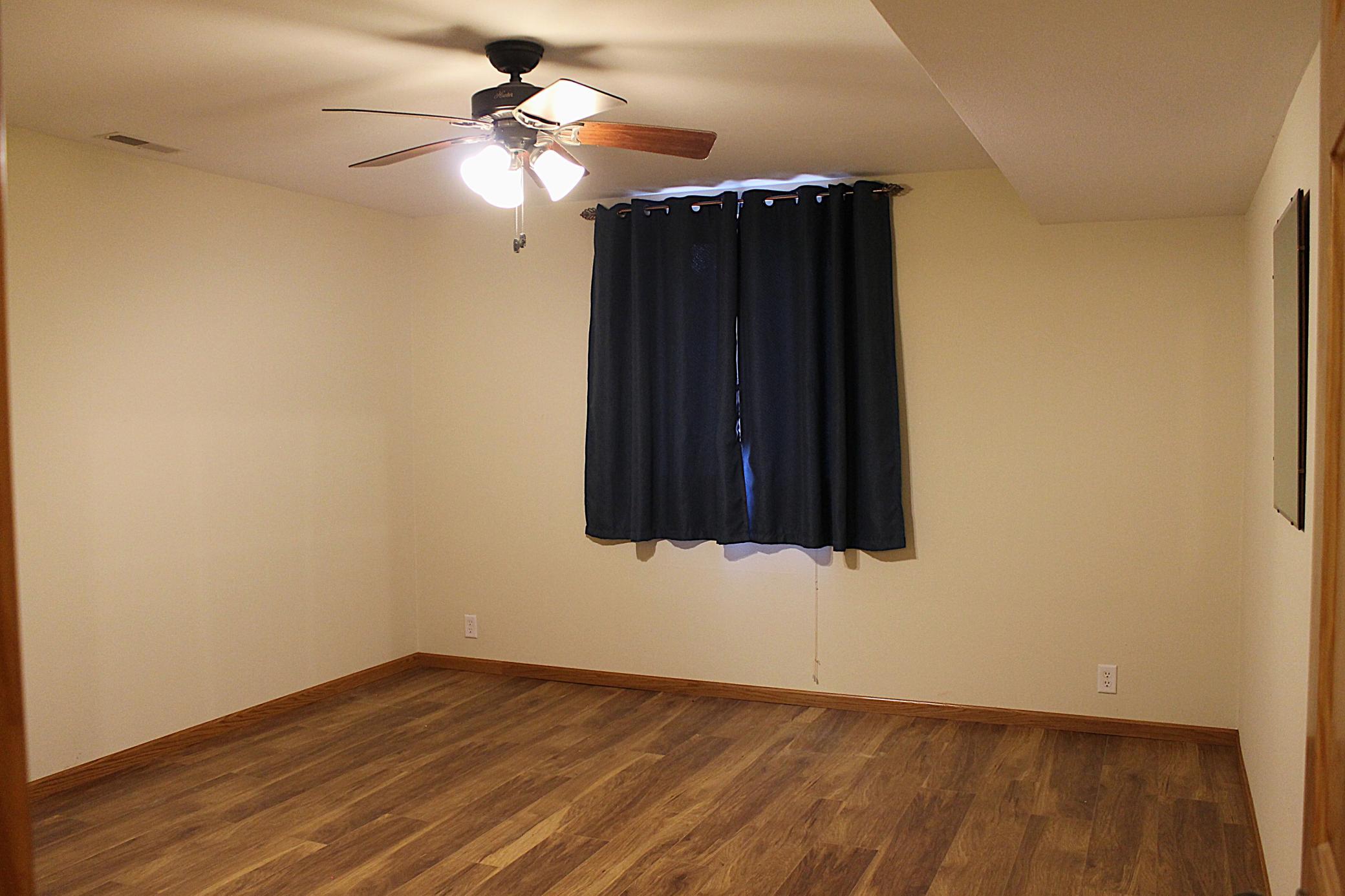 LL Bedroom 4