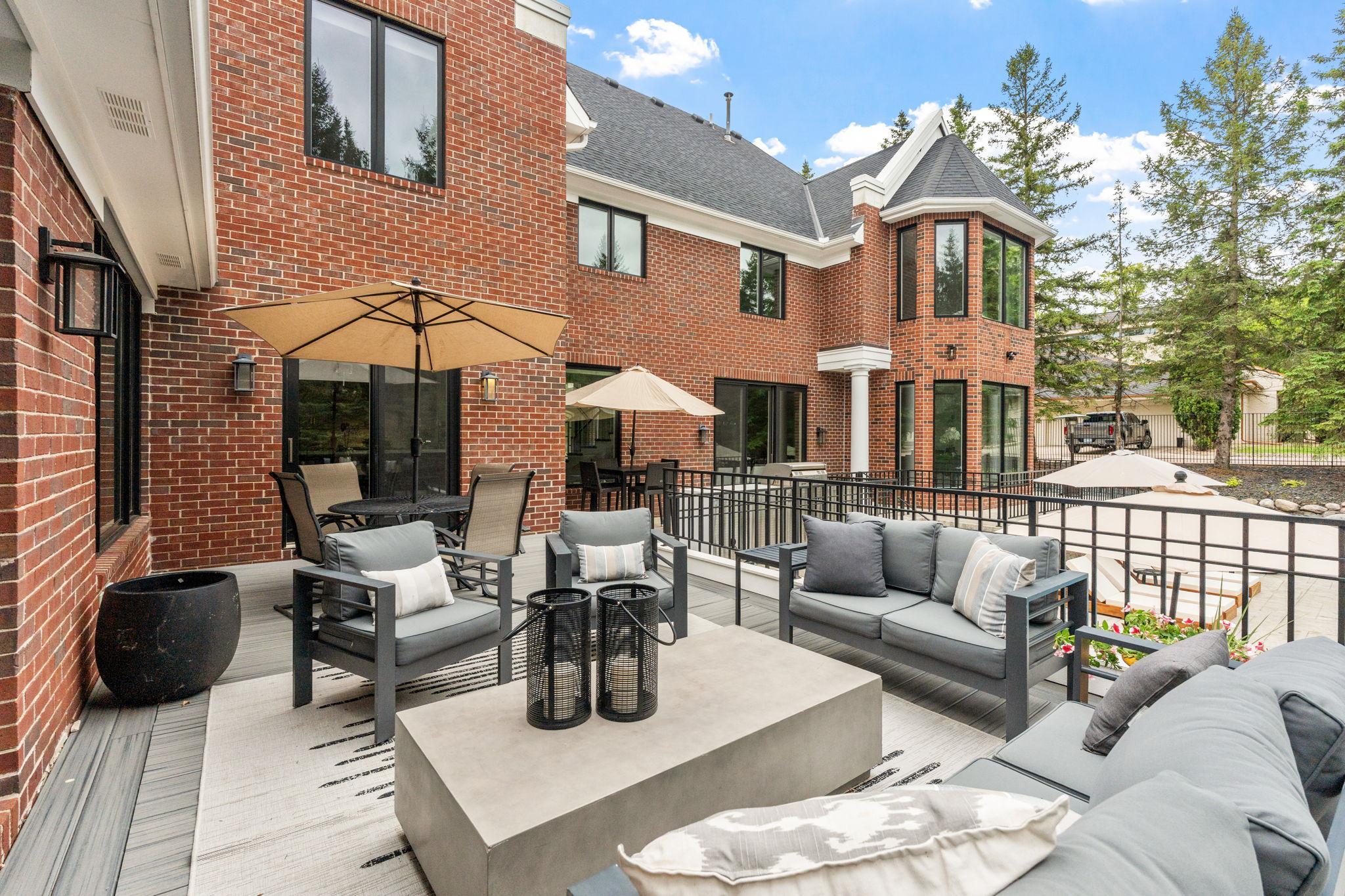 17-web-or-mls-3554 Fairway Ct-17.jpg