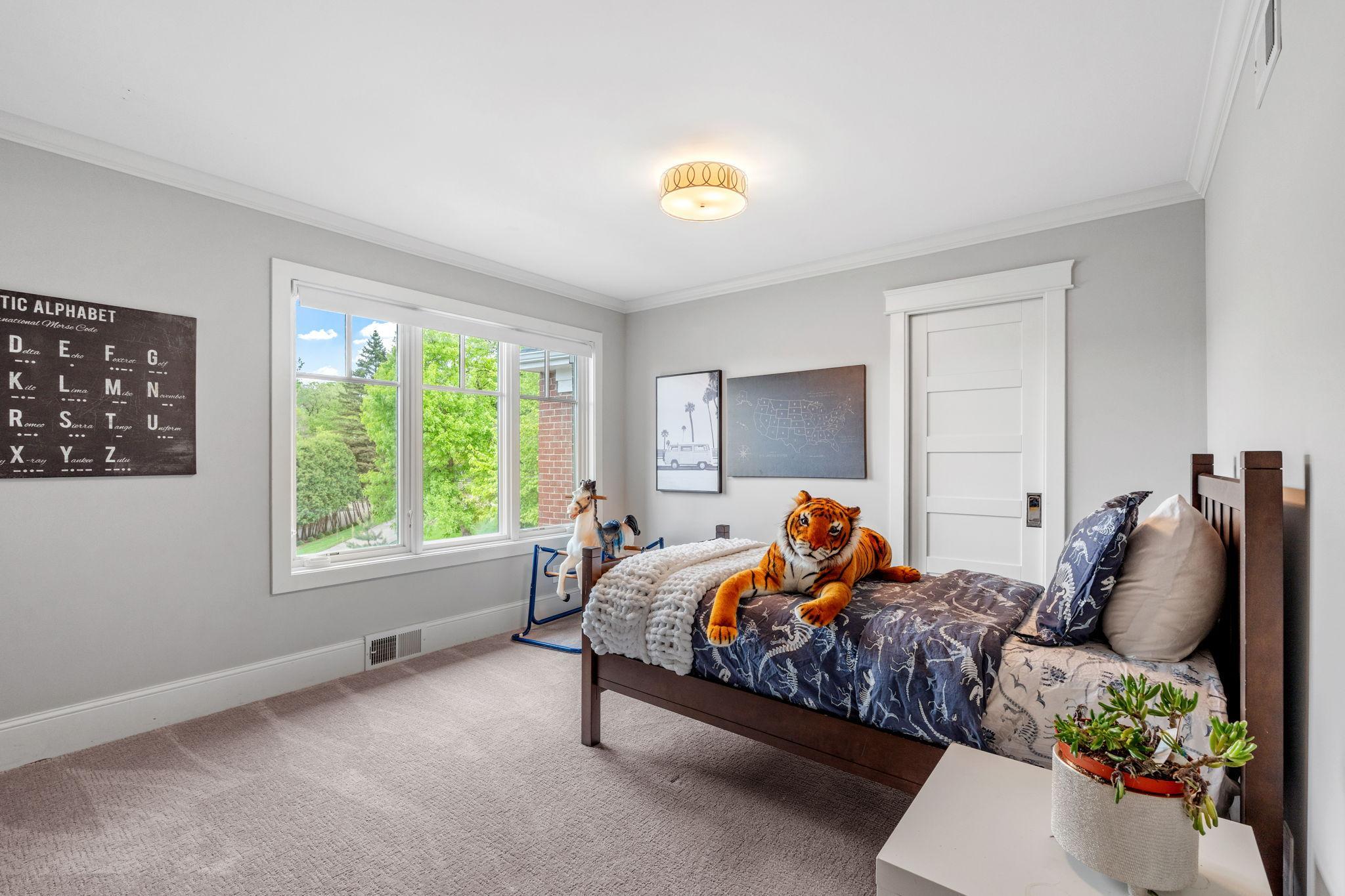 142-web-or-mls-3554 Fairway Ct-142.jpg