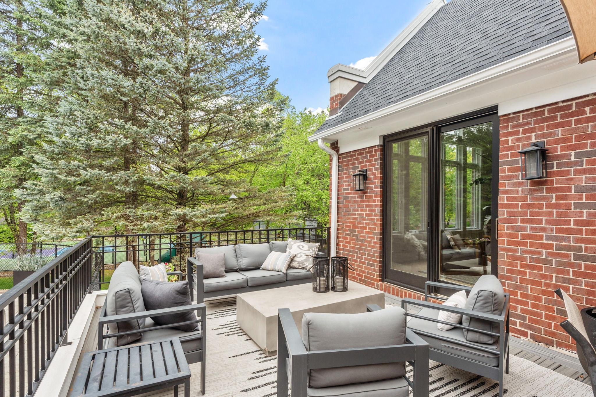 16-web-or-mls-3554 Fairway Ct-16.jpg