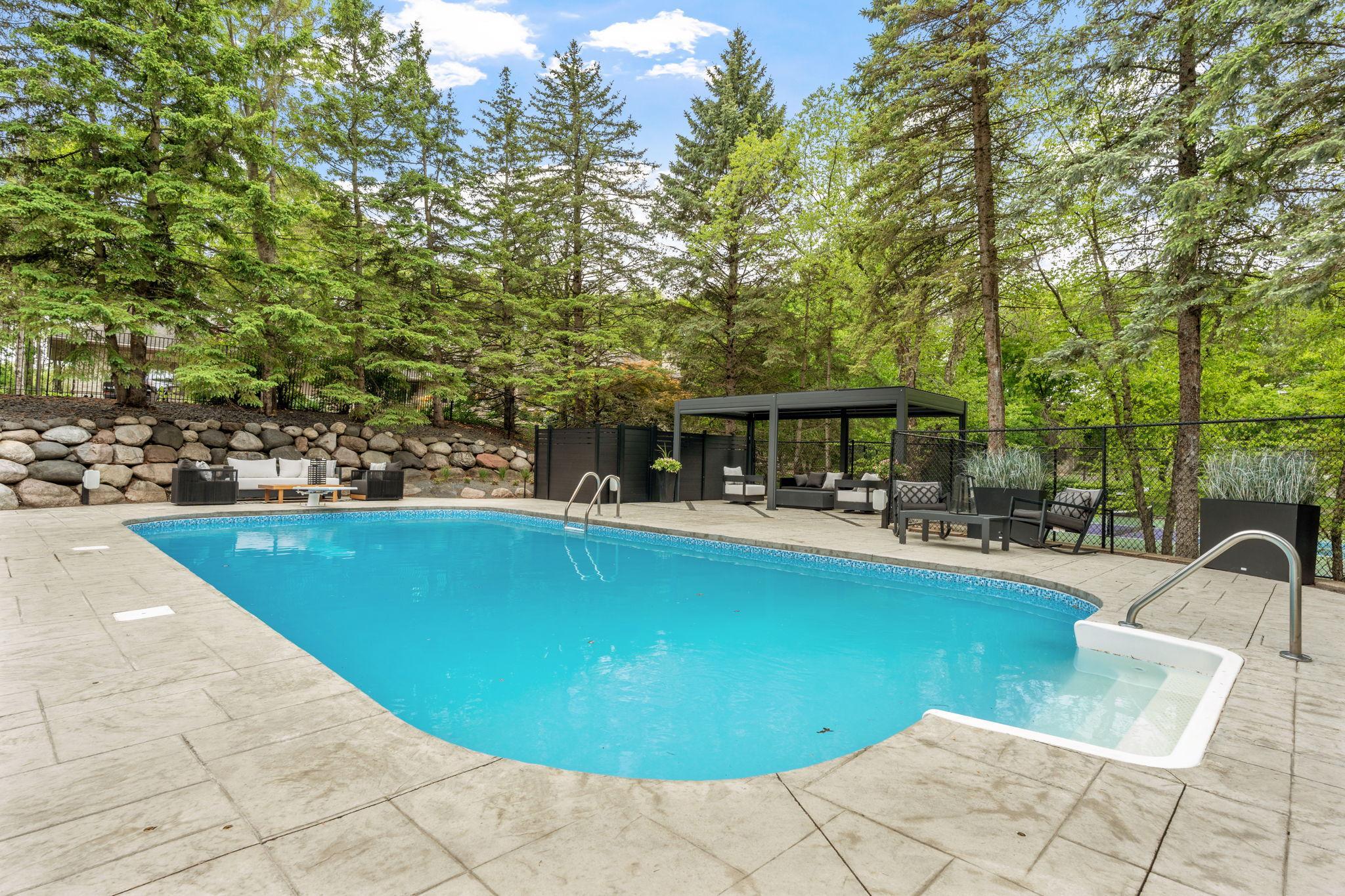 19-web-or-mls-3554 Fairway Ct-19.jpg