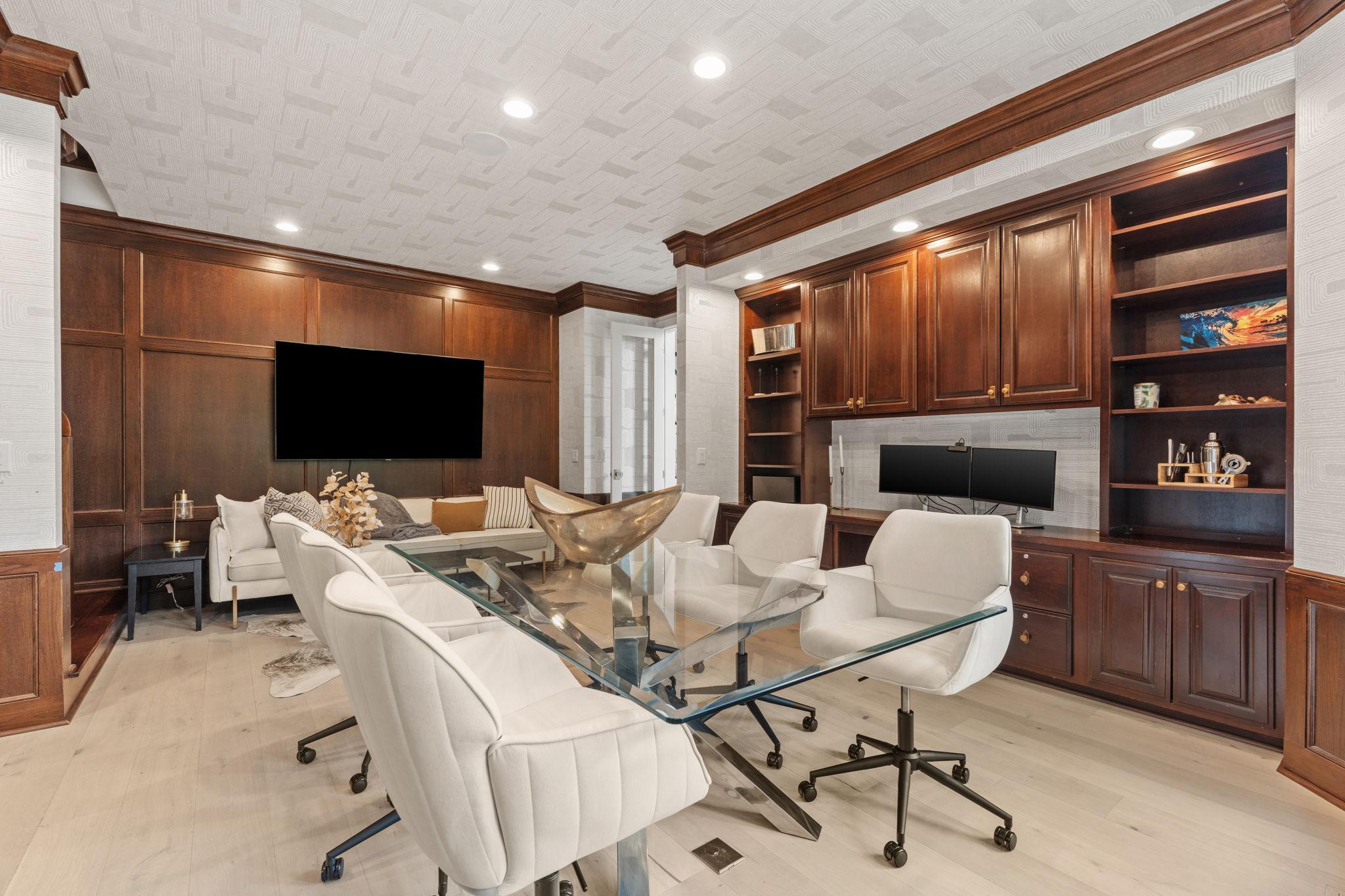 162-web-or-mls-3554 Fairway Ct-162.jpg