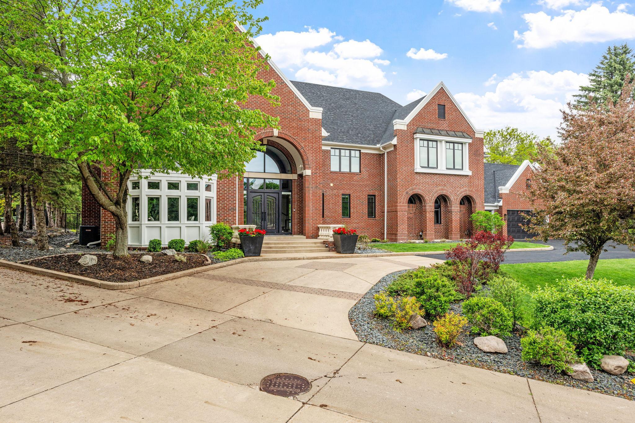 10-web-or-mls-3554 Fairway Ct-10.jpg