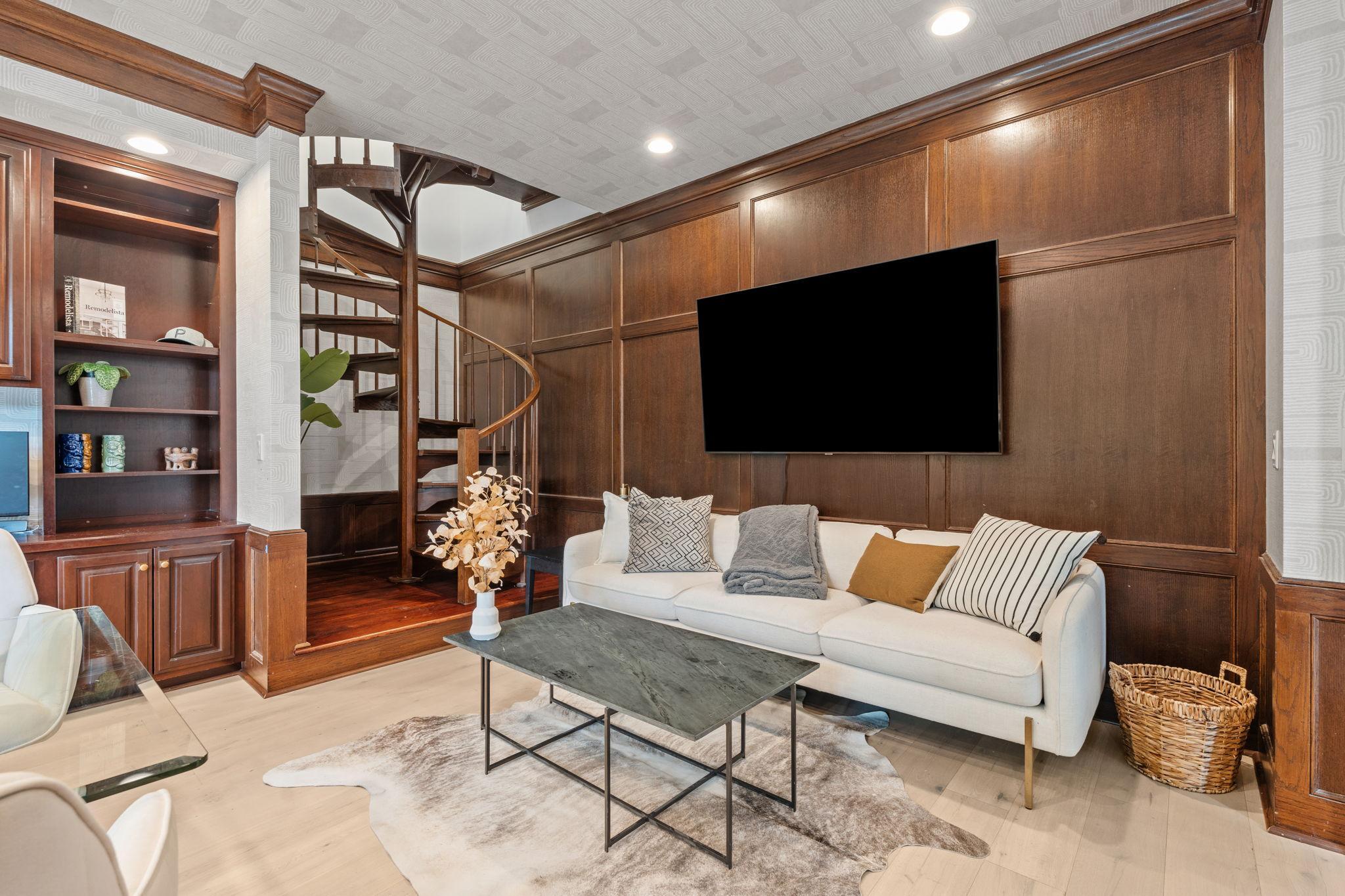 163-web-or-mls-3554 Fairway Ct-163.jpg