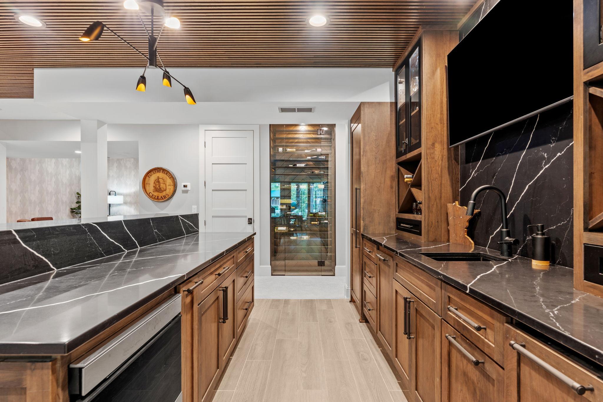 178-web-or-mls-3554 Fairway Ct-178.jpg