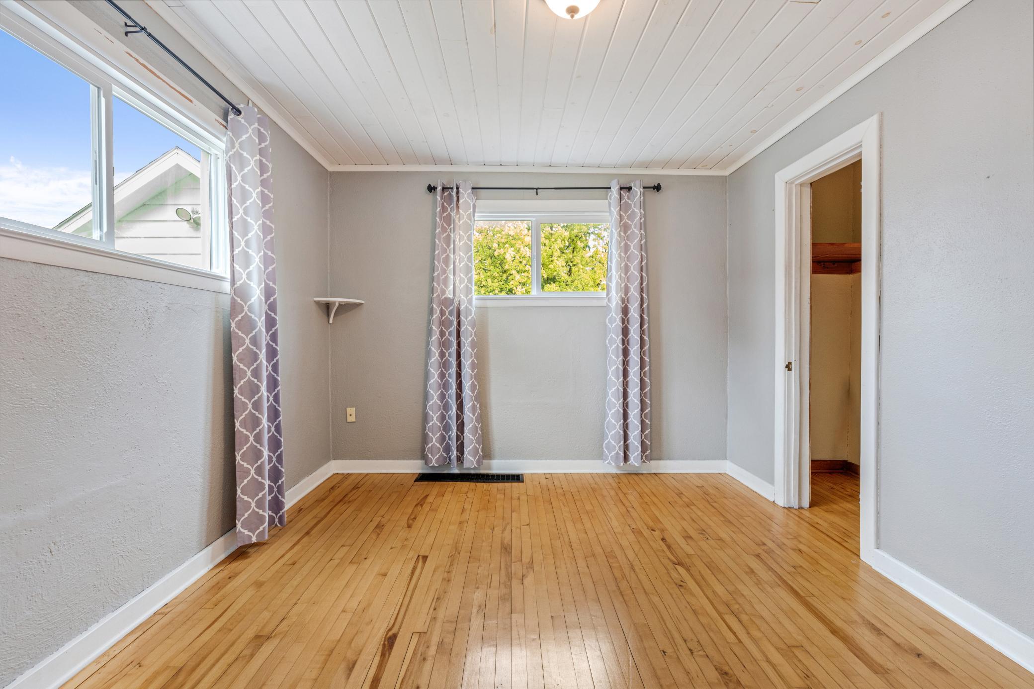 The bedrooms are very pretty.