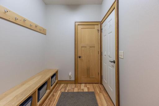 S3565 Rooster Ridge Lane, Fountain City, WI 54629