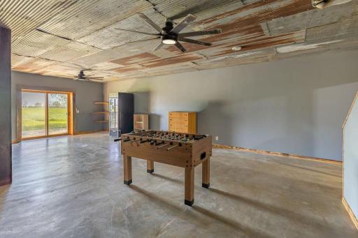 S3565 Rooster Ridge Lane, Fountain City, WI 54629