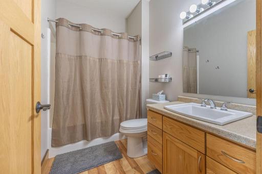 S3565 Rooster Ridge Lane, Fountain City, WI 54629