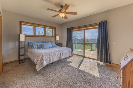 S3565 Rooster Ridge Lane, Fountain City, WI 54629