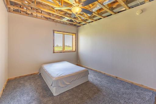 S3565 Rooster Ridge Lane, Fountain City, WI 54629
