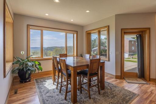 S3565 Rooster Ridge Lane, Fountain City, WI 54629