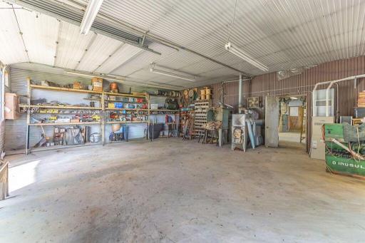 S3565 Rooster Ridge Lane, Fountain City, WI 54629