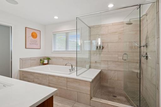 Separate shower and soaking tub in primary bath