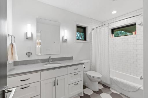 3516 W Fuller Street, Edina, MN 55410