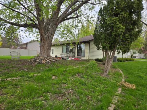 7965 75th Street S, Cottage Grove, MN 55016