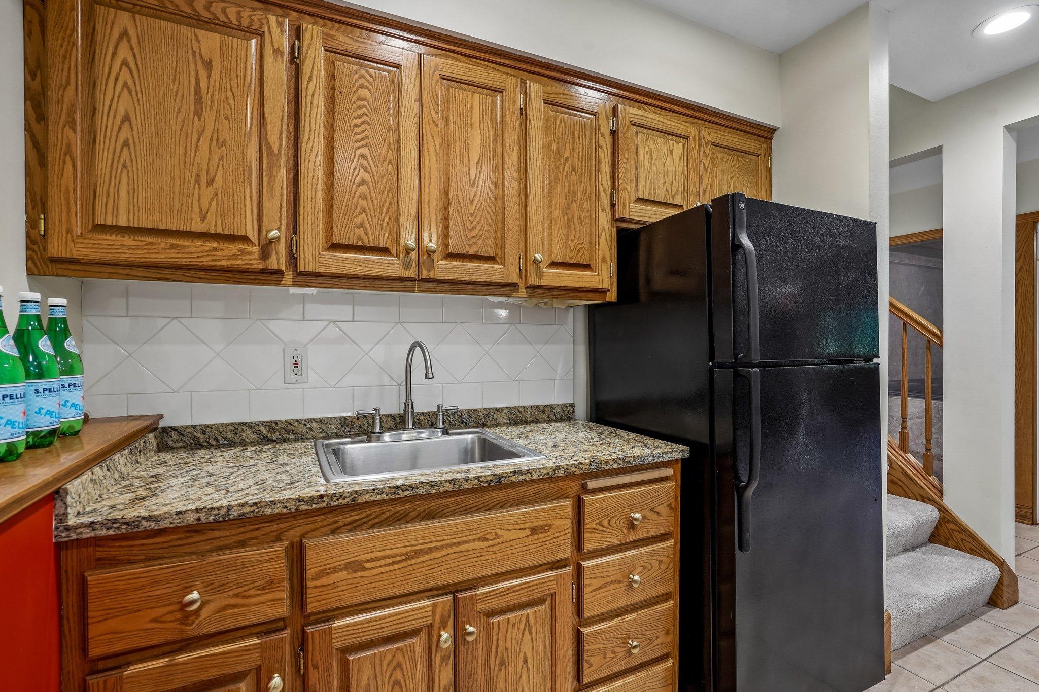 45-web-or-mls-Laurene Ave-S1905-045.jpg