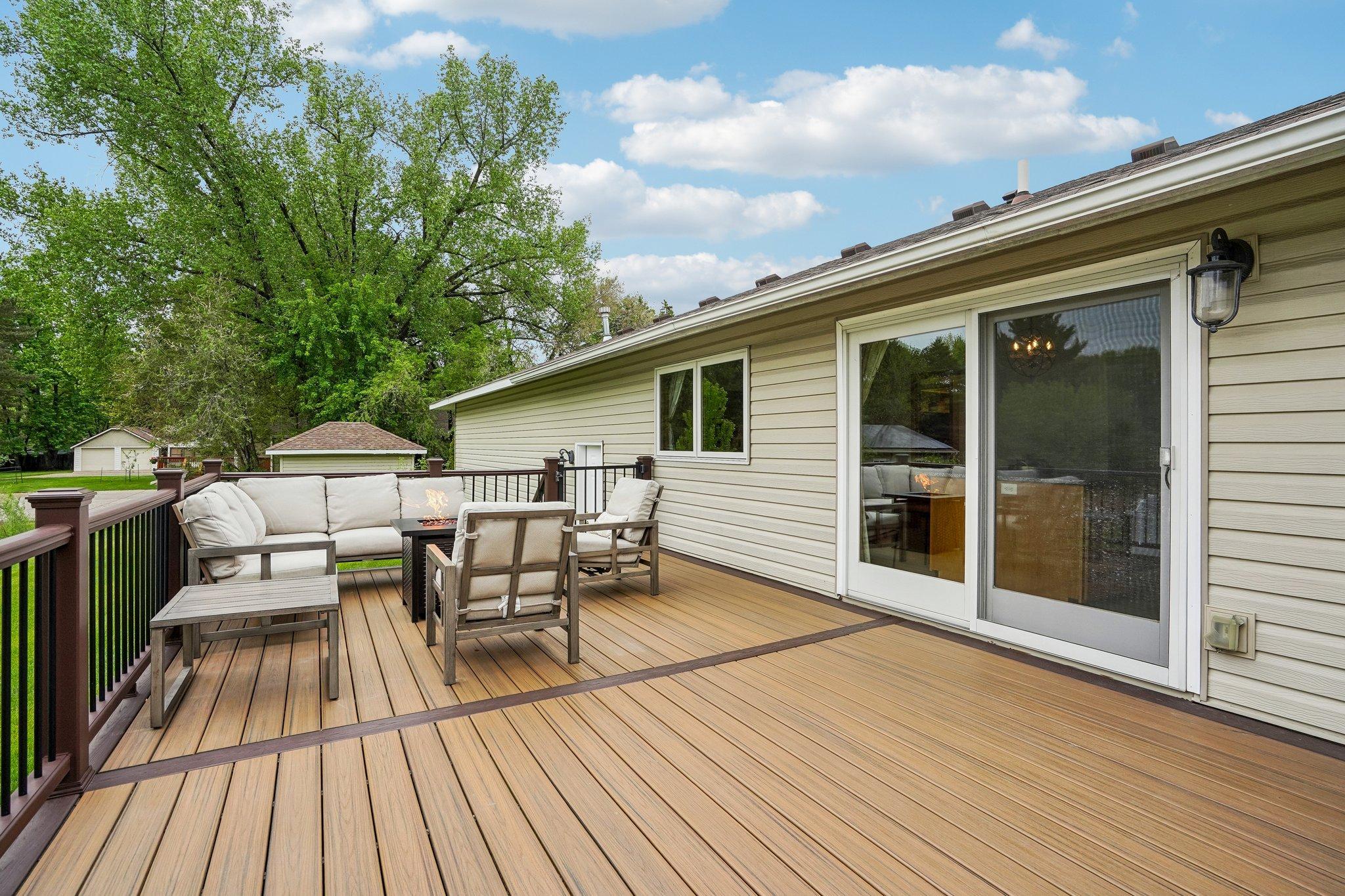 58-web-or-mls-Laurene Ave-S1905-058.jpg
