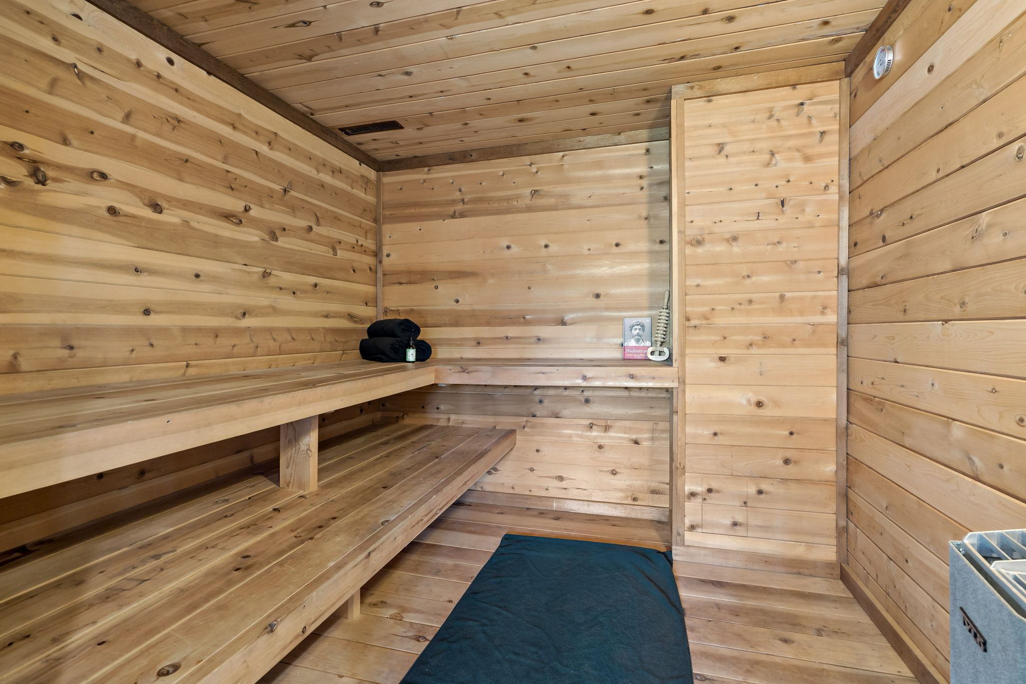 8-Person Sauna