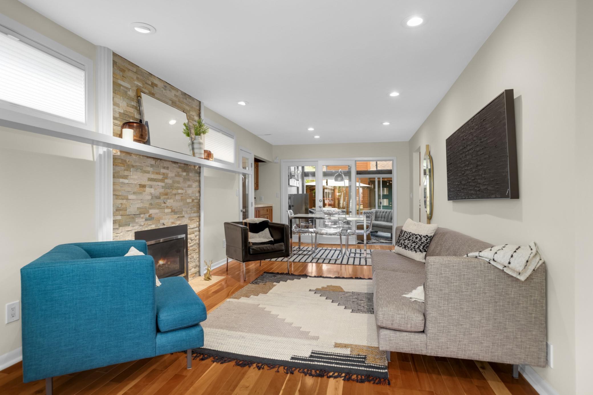 Gas fireplace