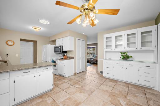4969 Zealand Avenue N, New Hope, MN 55428
