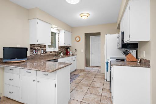 4969 Zealand Avenue N, New Hope, MN 55428