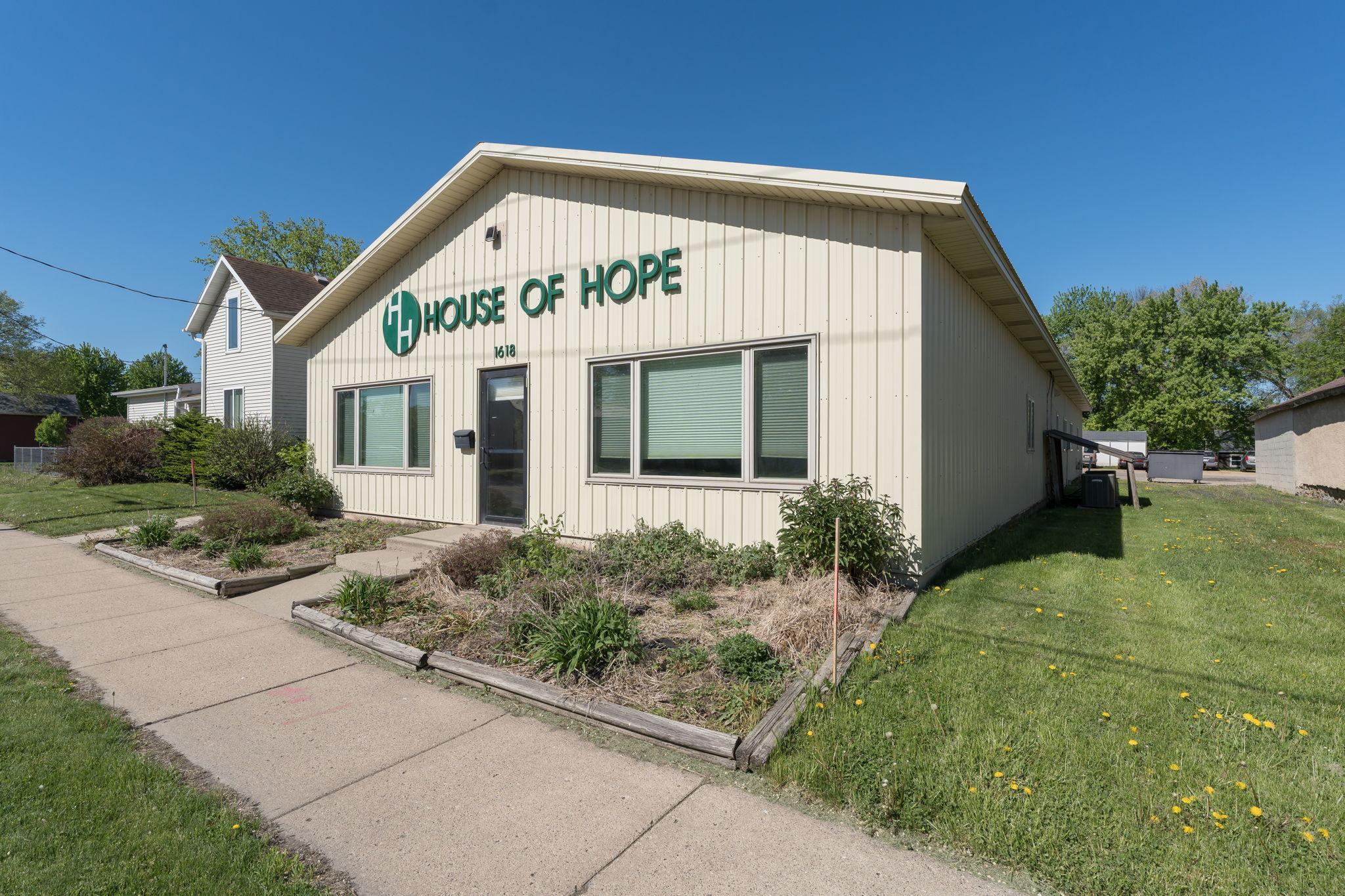 27-web-or-mls-1618-3rd-ave.jpg