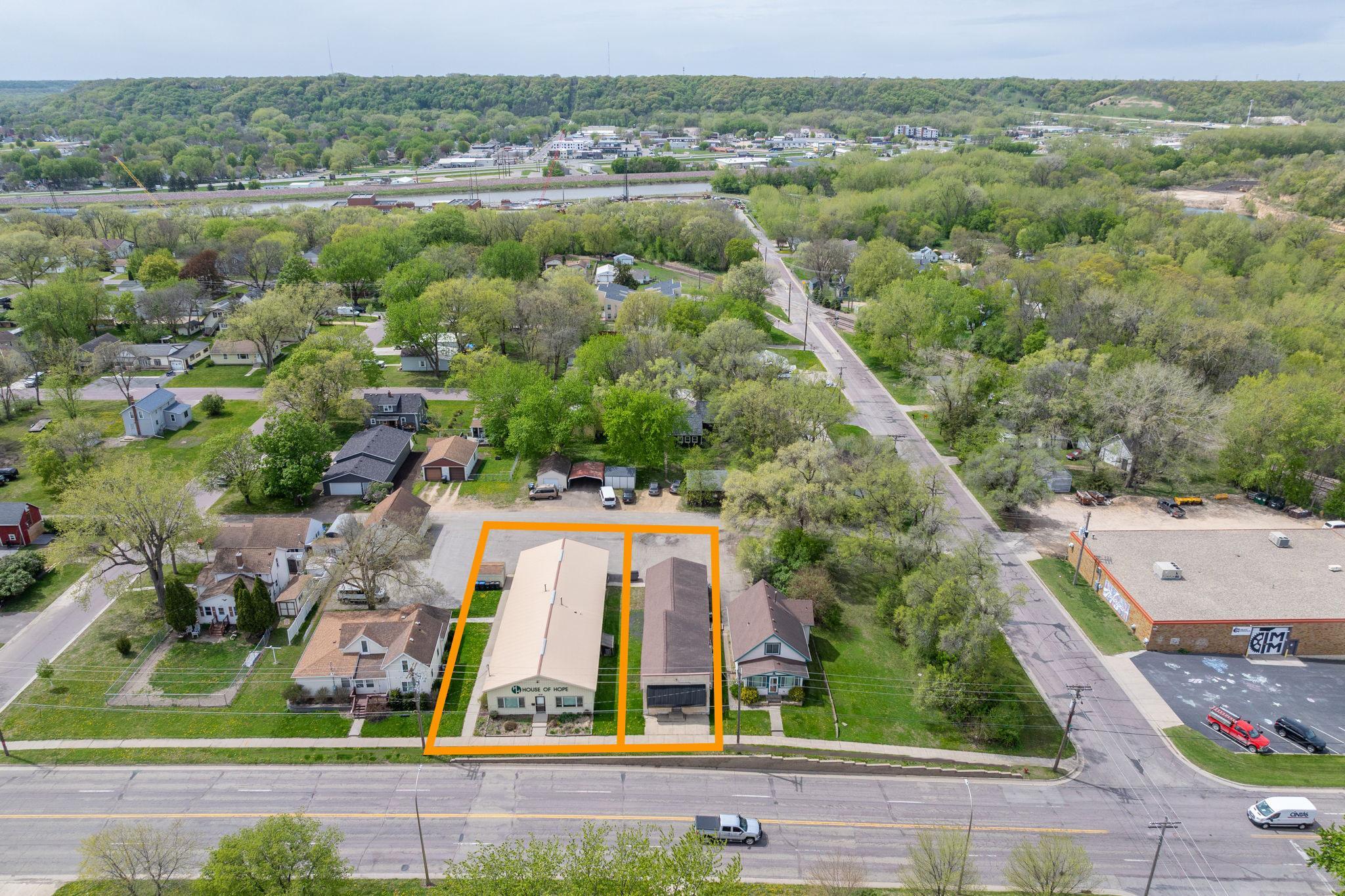 Property photo for 1618 and 1620 3rd Avenue, Mankato, MN 56001