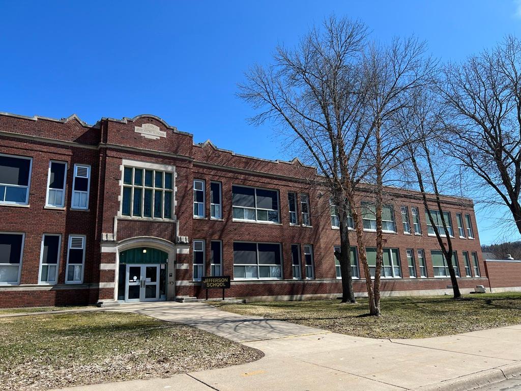 Jefferson school.jpg