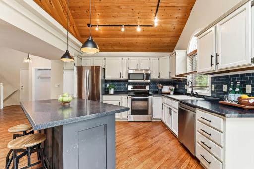4785 Mayelin Avenue NE, Saint Michael, MN 55376